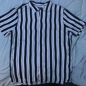 Express men’s striped short sleeve button up size m